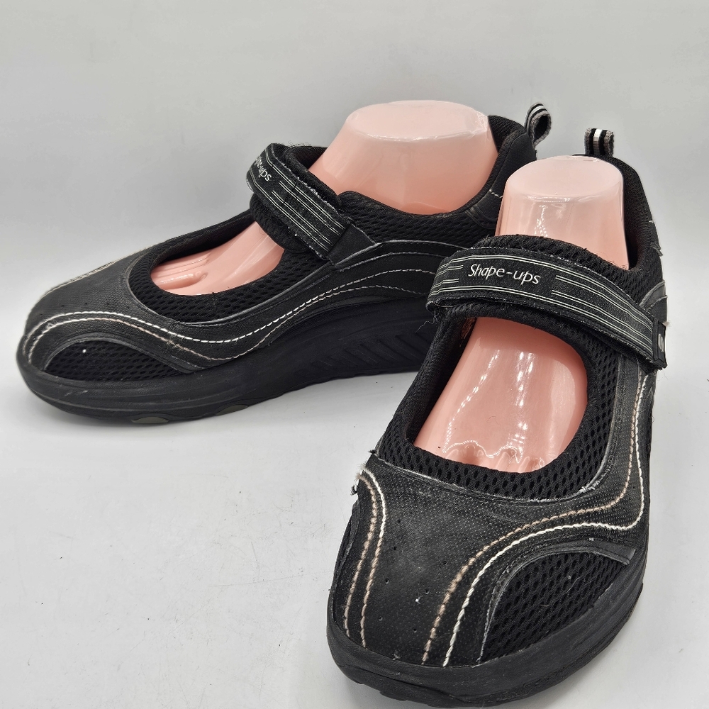 Sketchers Shape-Ups mary jane rounded bottom workout shoes size 11